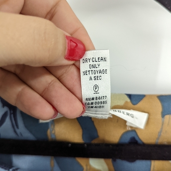 DIANE VON FURSTENBURG Silk Long Sleeve Dress - Picture 5 of 6